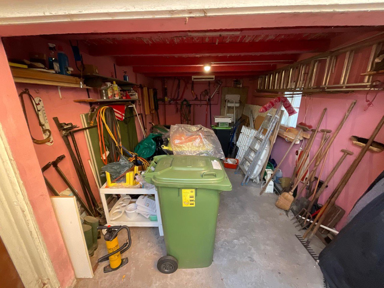 Vorher - Garagenräumung in Köln