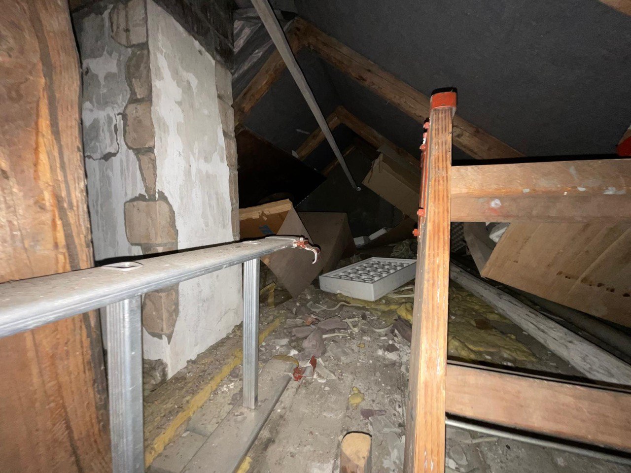 Vorher - Dachbodenauflösung in Köln